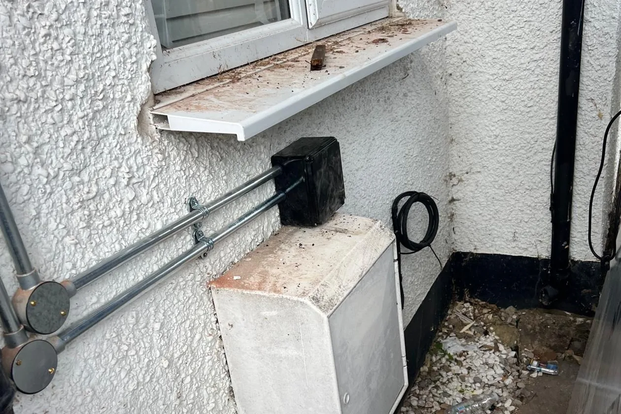 DC cabling in galvanised steel conduit in Anerley SE20