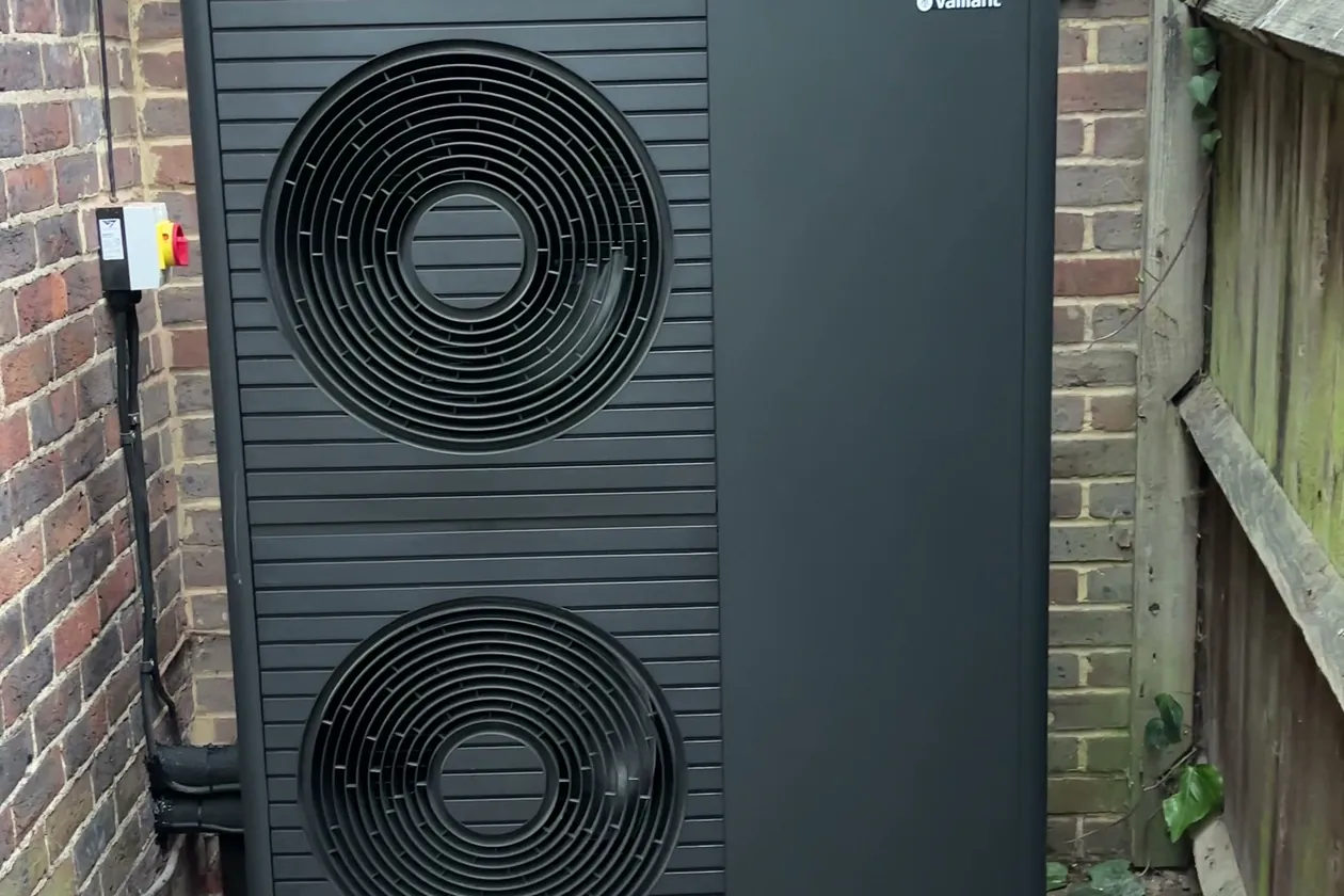 Vaillant air source heat pump in Kingston upon Thames KT2